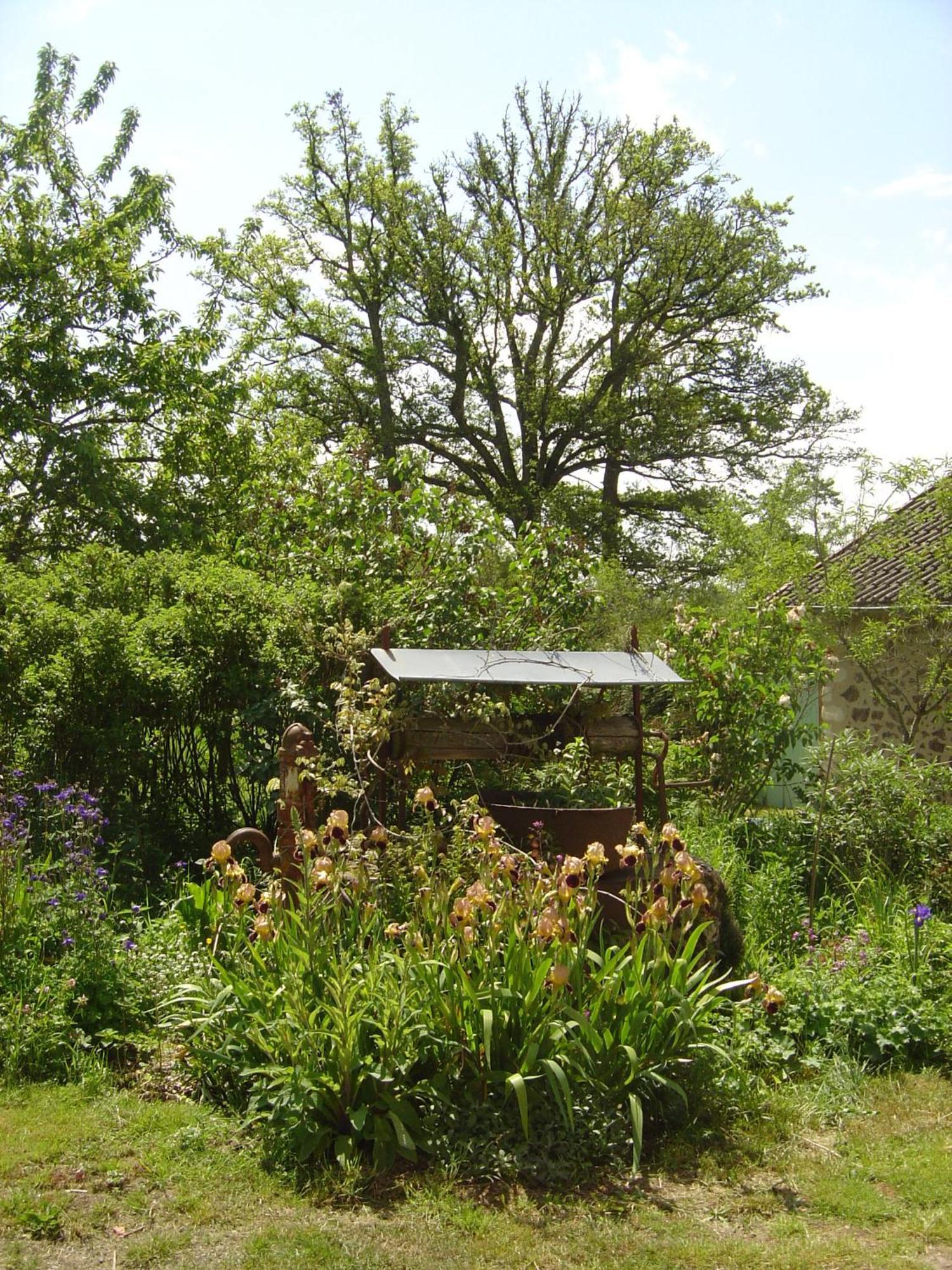 Les Trois Chenes Bed and Breakfast Videix Buitenkant foto