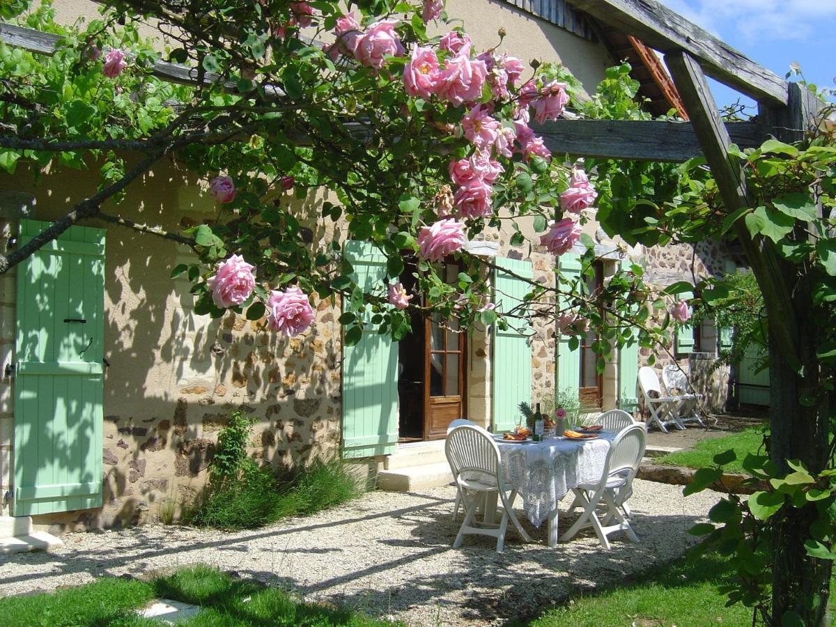 Les Trois Chenes Bed and Breakfast Videix Kamer foto